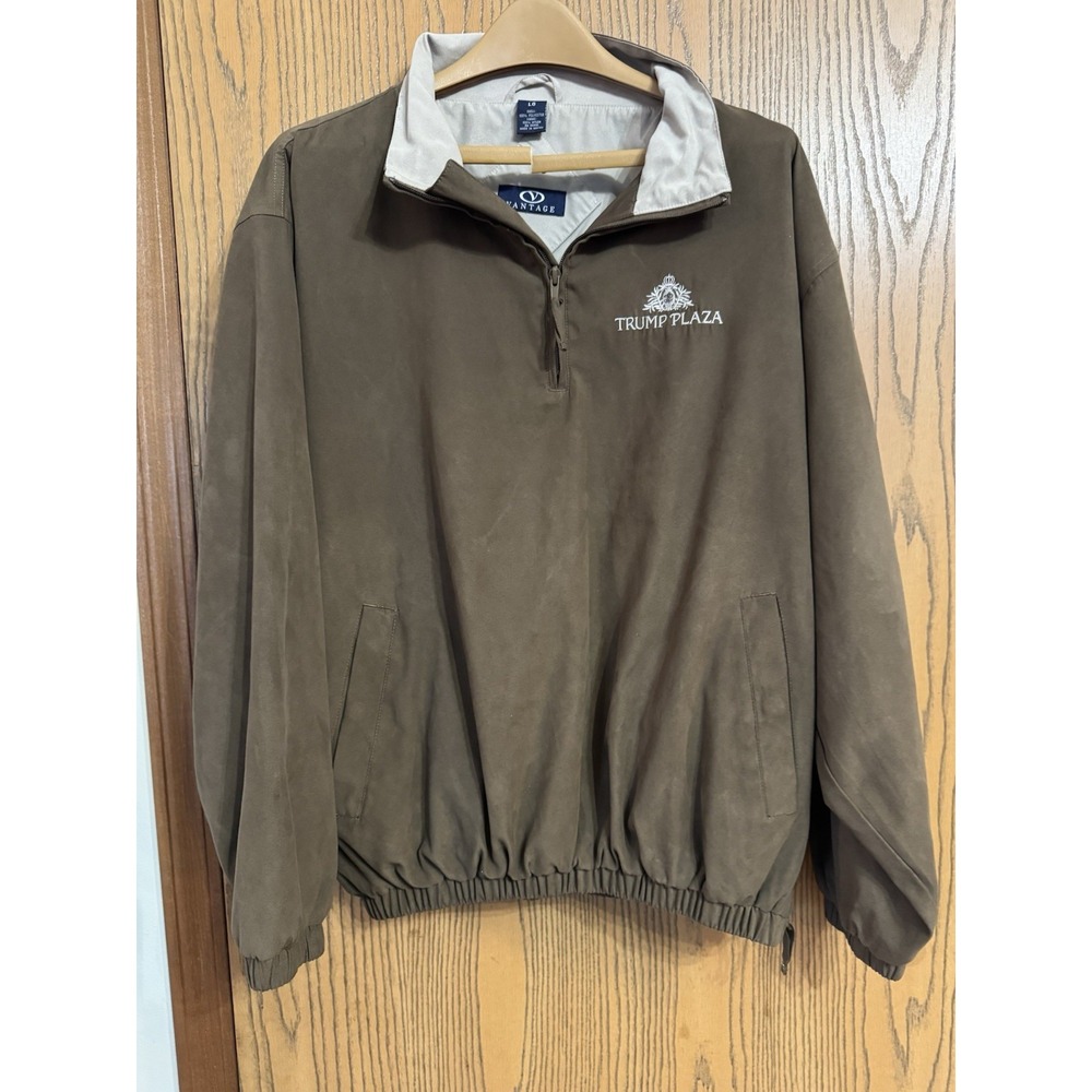 Trump Towers Pullover Jacket Size L Men's Mocs